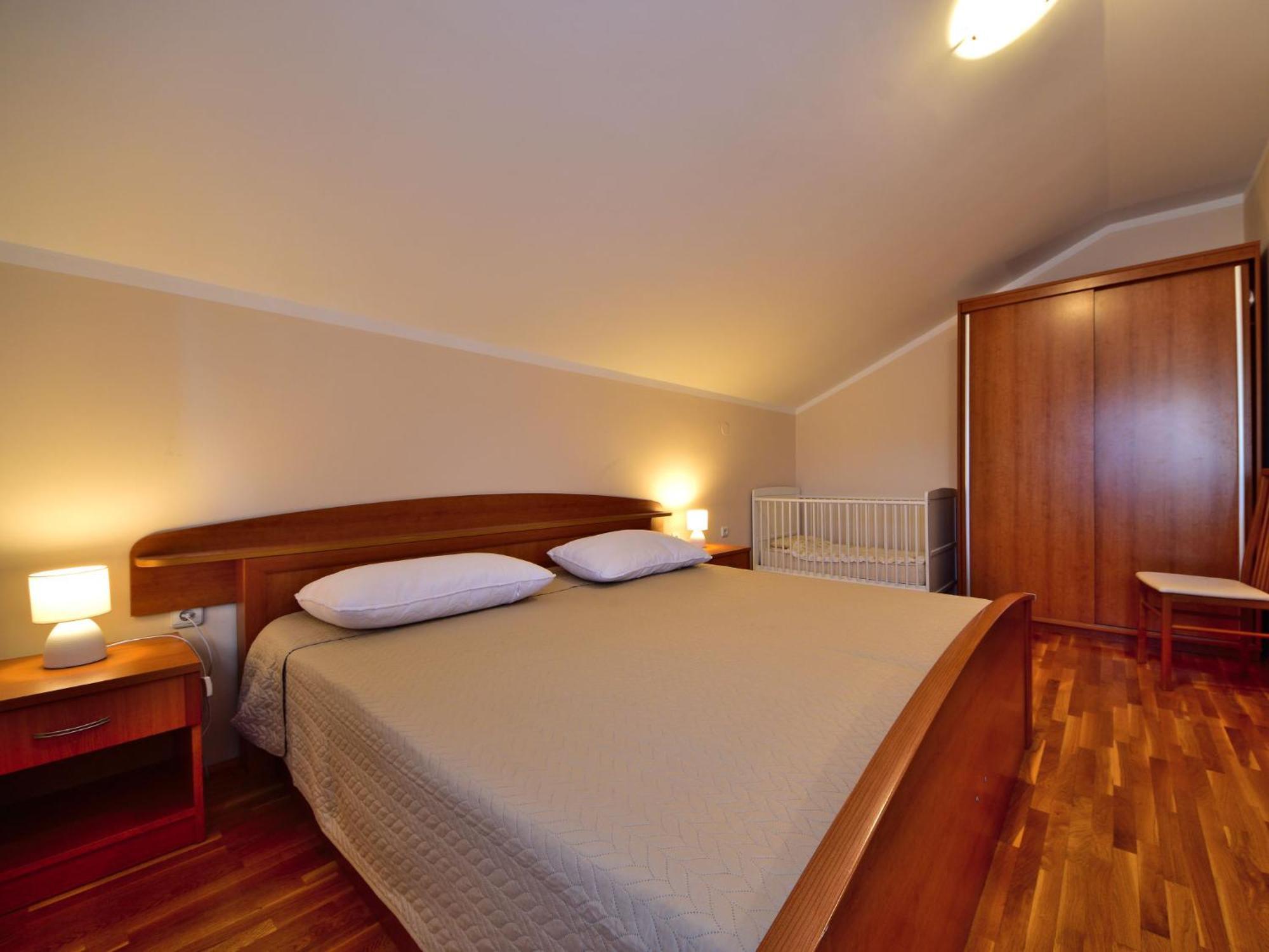 Apartment Olga-5 By Interhome Banjol ภายนอก รูปภาพ